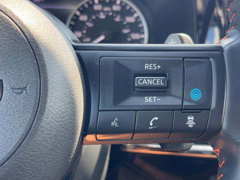 Used 2024 Nissan Pathfinder SV AWD/4WD image 19