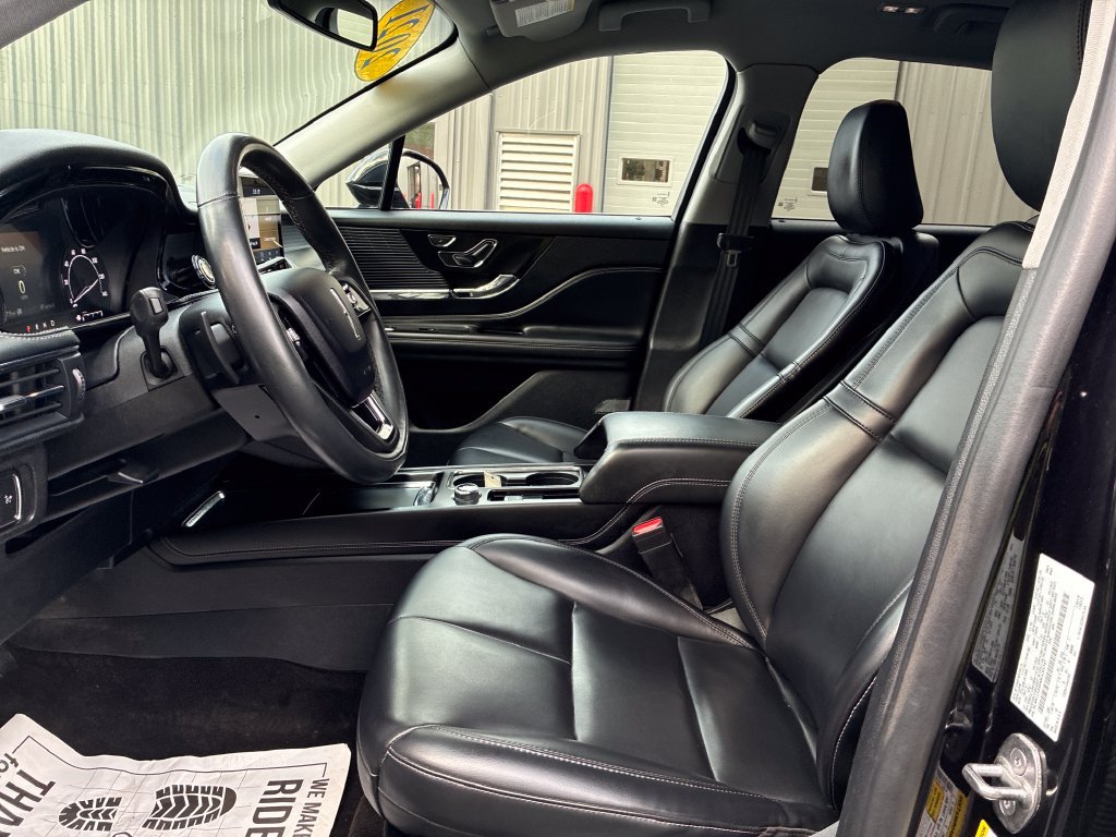Used 2021 Lincoln Corsair AWD w/ Equipment Group 101A image 10