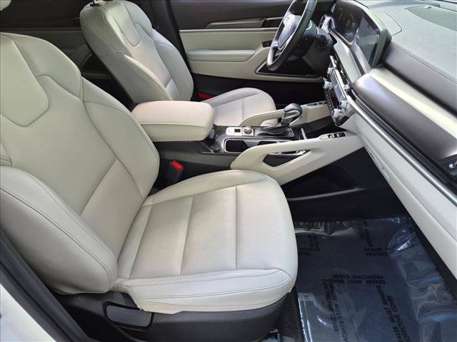 Used 2023 Kia Telluride S FWD image 22