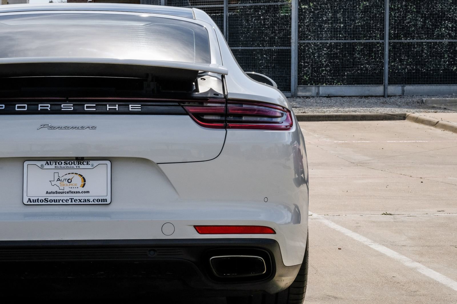 Used 2018 Porsche Panamera 4 AWD/4WD image 51