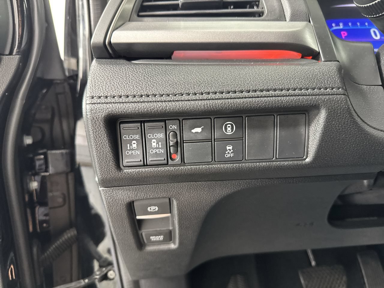 Used 2023 Honda Odyssey Sport image 14