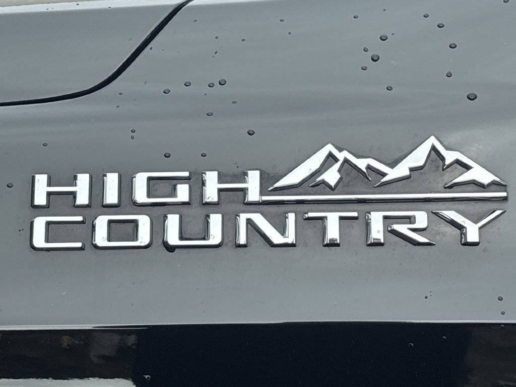 Used 2021 Chevrolet Tahoe High Country AWD/4WD image 55