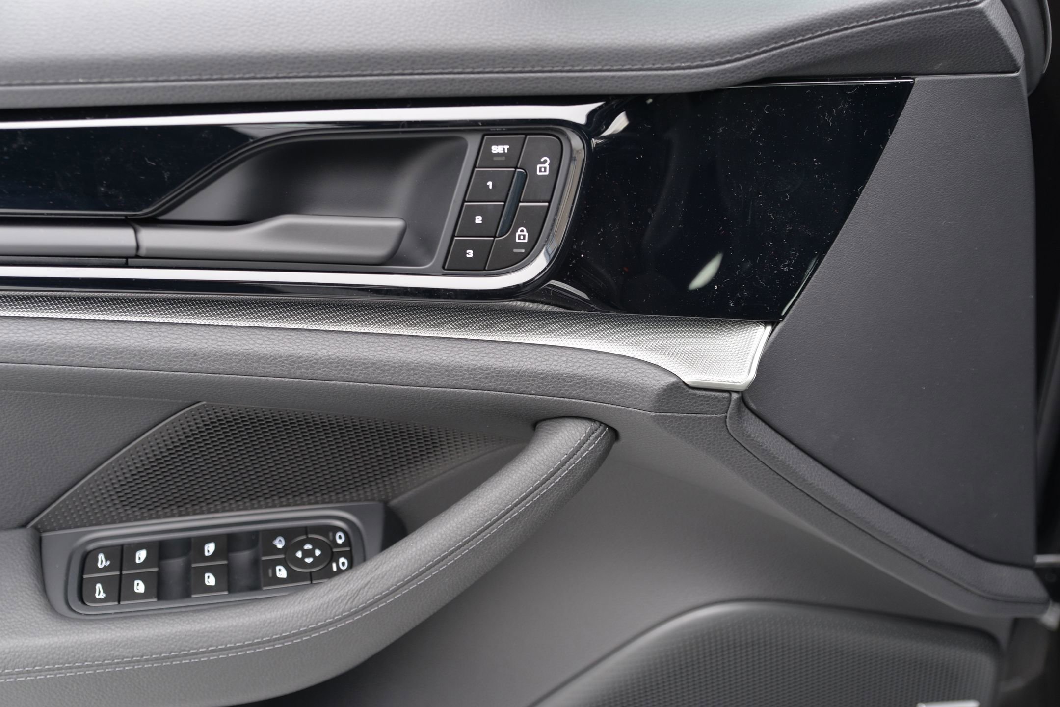 New 2026 Porsche Panamera 4 image 26