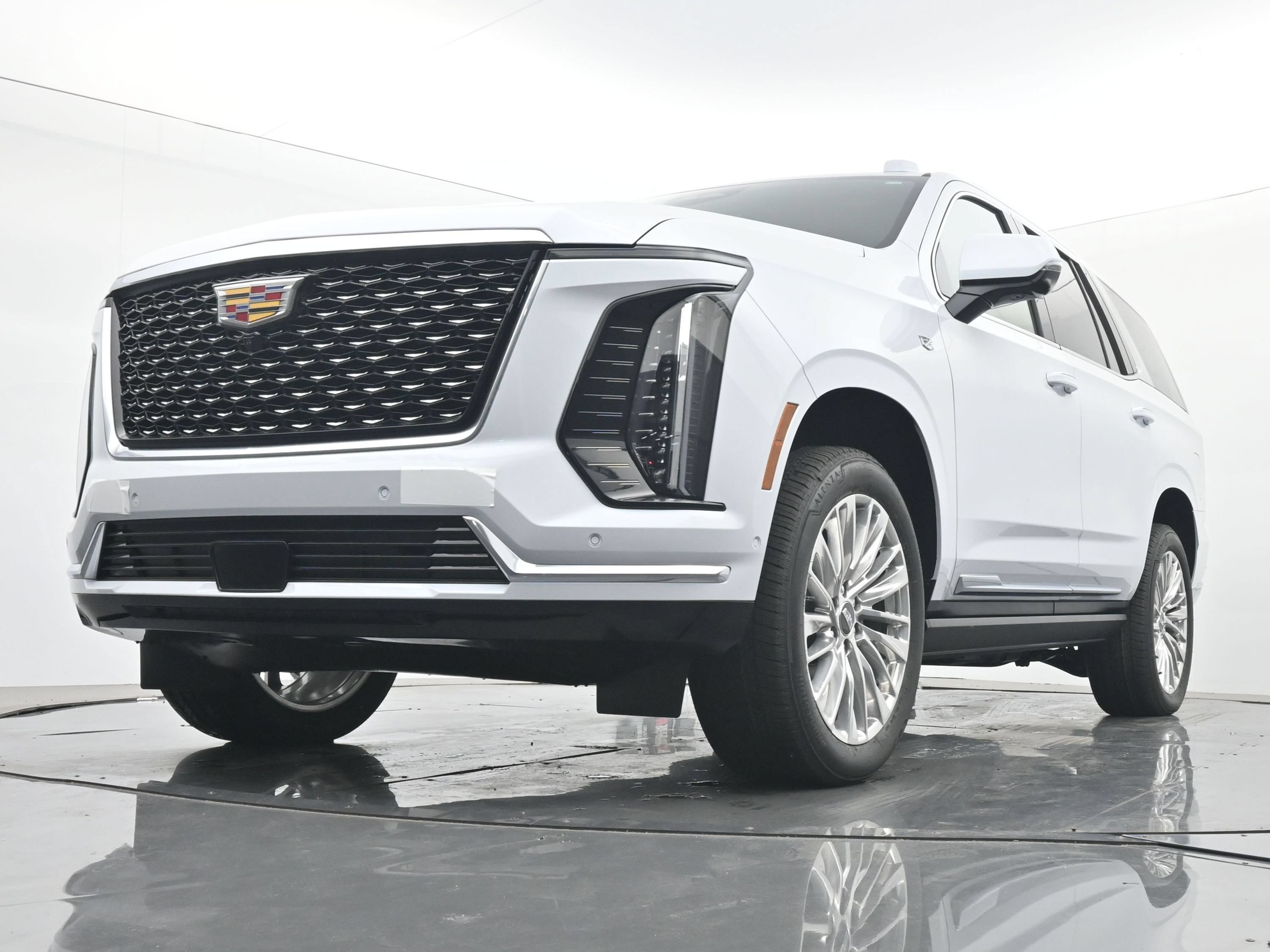 New 2026 Cadillac Escalade Luxury w/ Touring Package AWD/4WD image 15