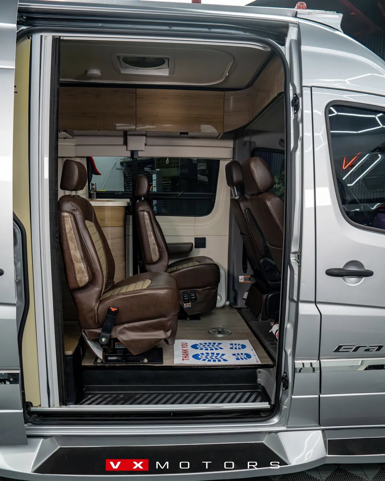 Used 2017 Mercedes-Benz Sprinter 3500 image 11