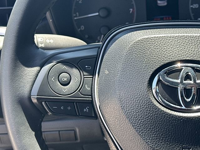 Certified 2025 Toyota Corolla SE FWD image 10