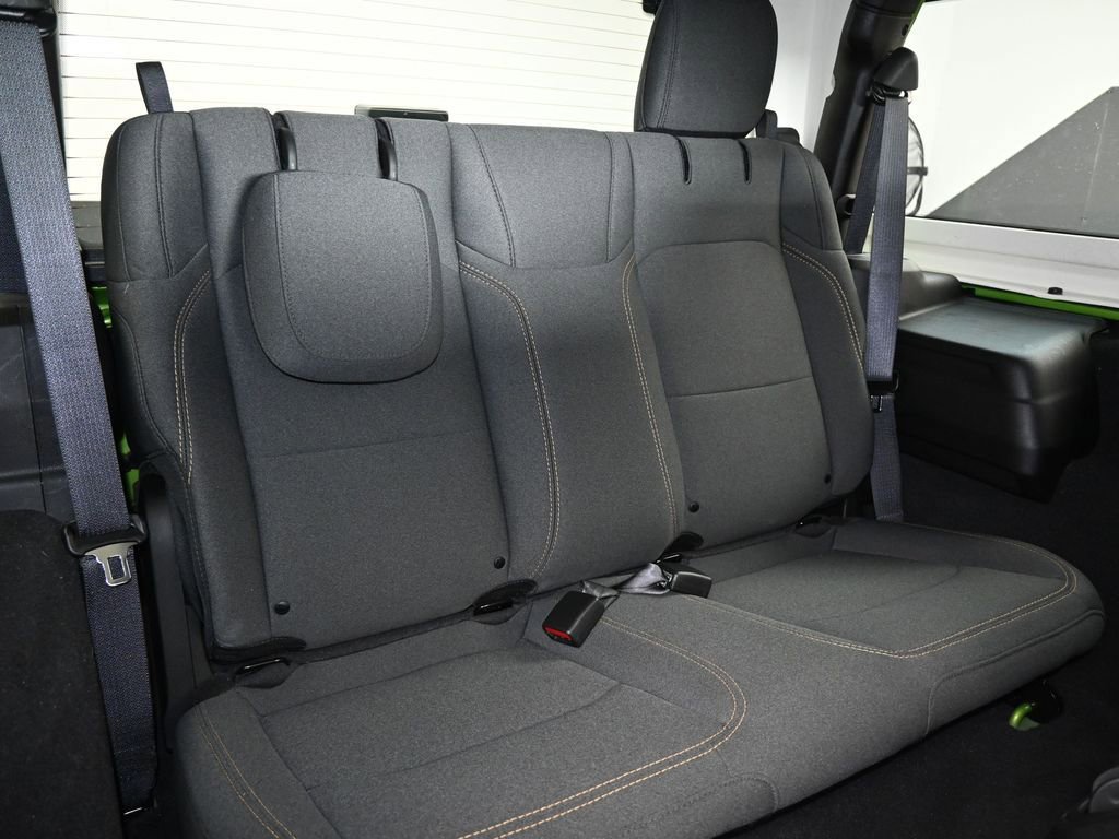 Used 2025 Jeep Wrangler Sport image 37