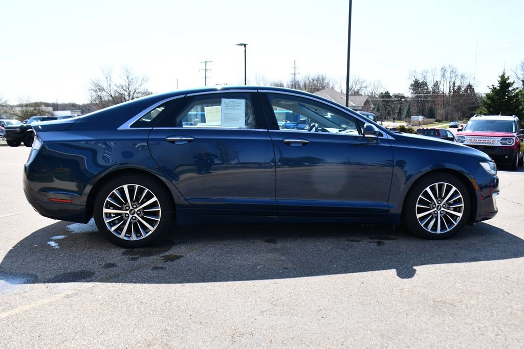 Used 2017 Lincoln MKZ Premiere image 6