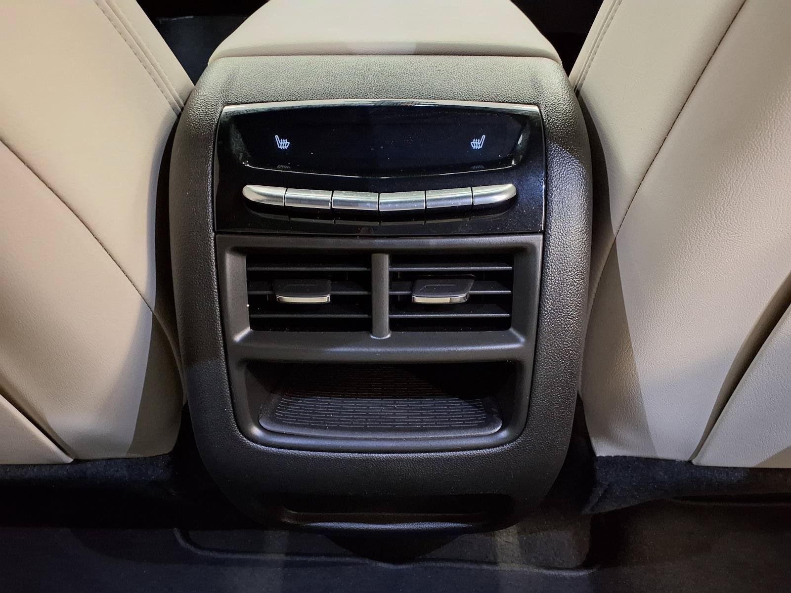Certified 2025 Cadillac XT5 Sportv AWD/4WD image 15