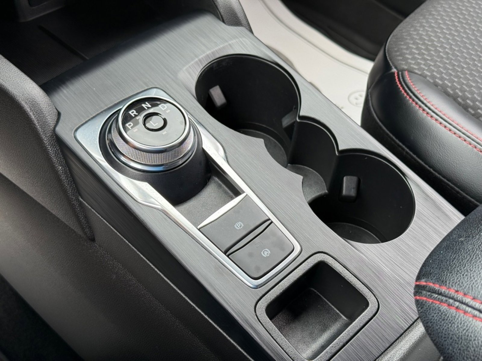 Used 2024 Ford Escape ST-Line Select w/ Tech Pack #1 AWD/4WD image 20