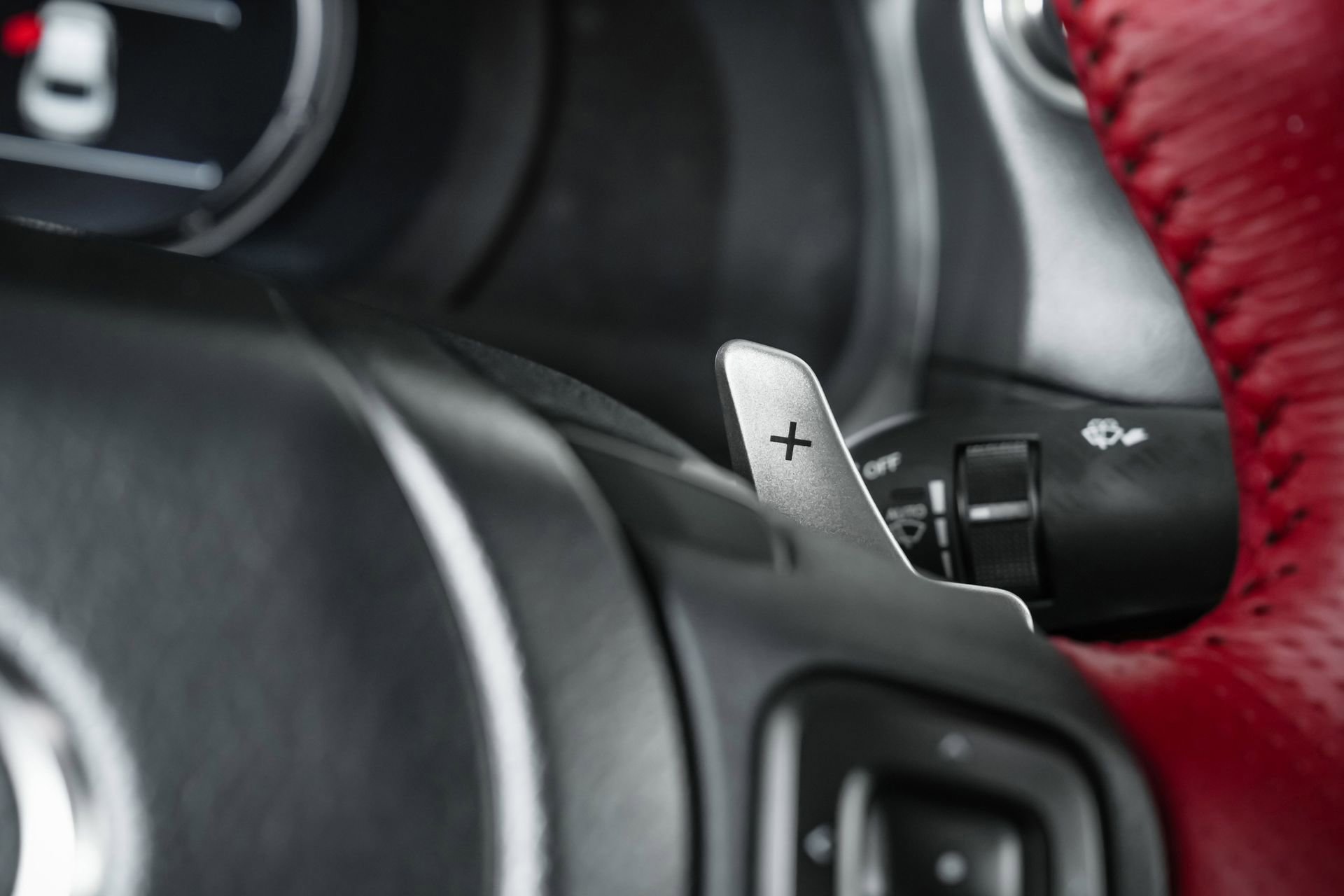 Used 2025 Lexus IS 500 w/ F-Sport Performance image 74