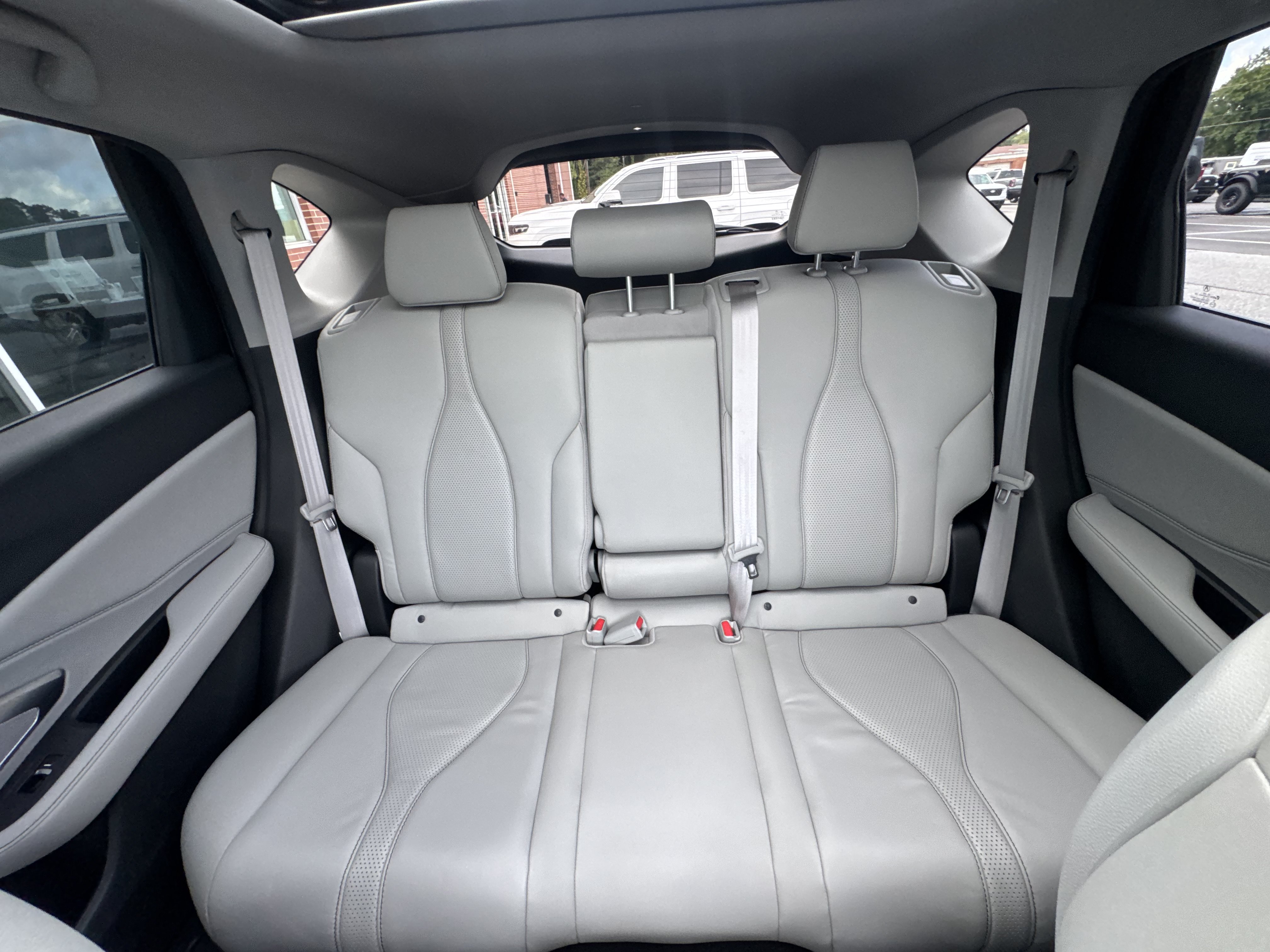 Used 2021 Acura RDX w/ Technology Package AWD/4WD image 9