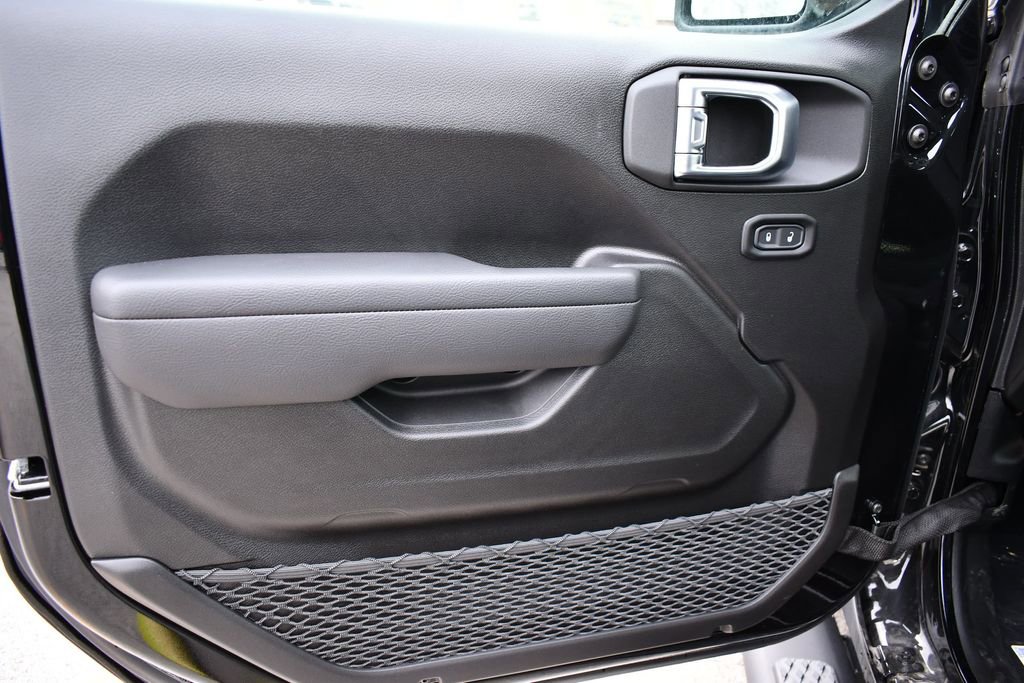 New 2026 Jeep Gladiator Sport image 14