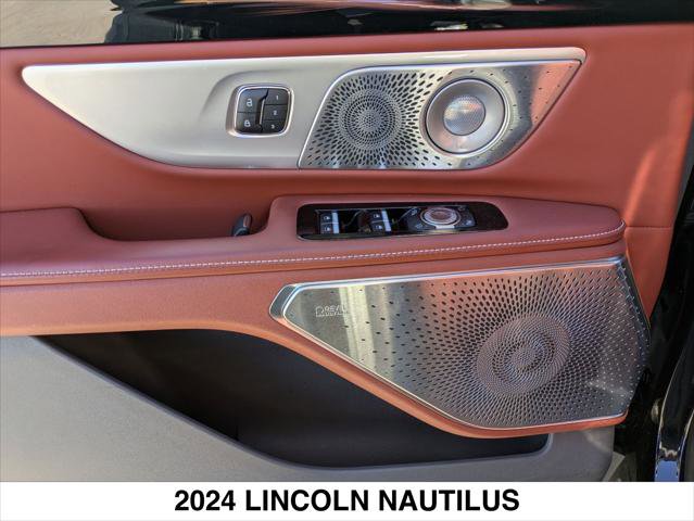 Used 2024 Lincoln Nautilus Black Label image 10