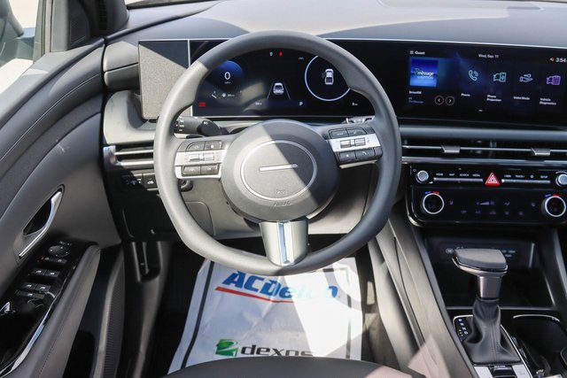 New 2025 Hyundai Santa Cruz SEL image 13