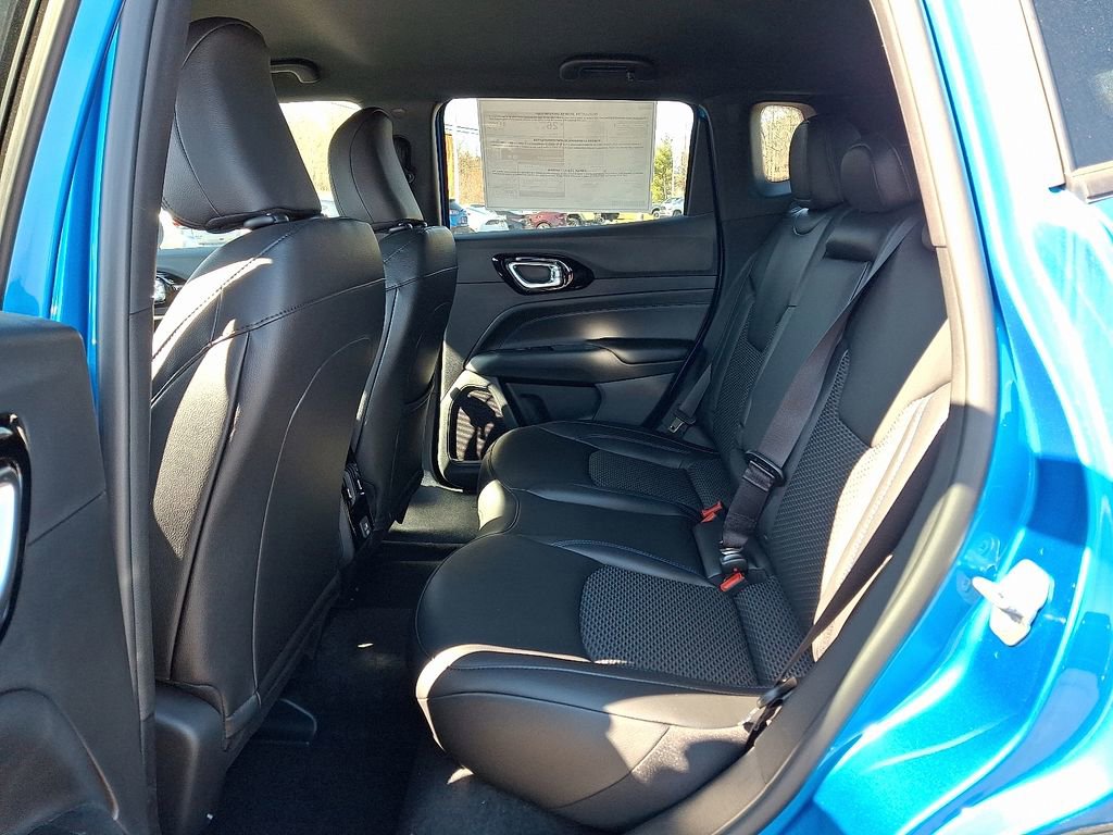 New 2026 Jeep Compass Latitude AWD/4WD image 7