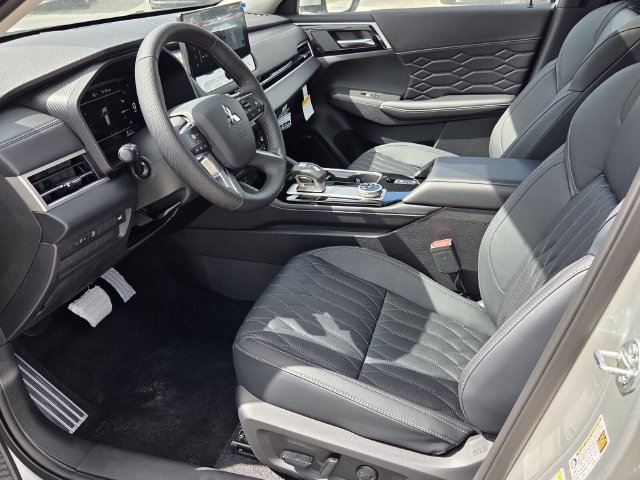 New 2026 Mitsubishi Outlander SEL FWD image 5
