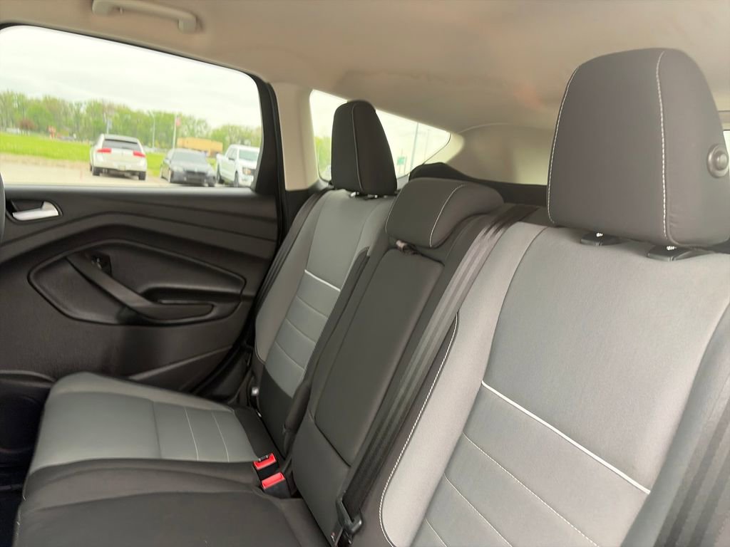 Used 2015 Ford Escape SE FWD image 27