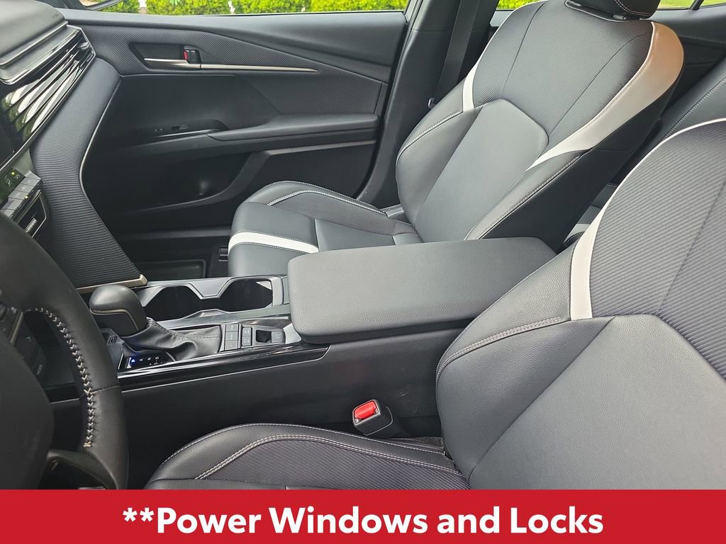 Used 2025 Toyota Camry SE w/ Convenience Package FWD image 13