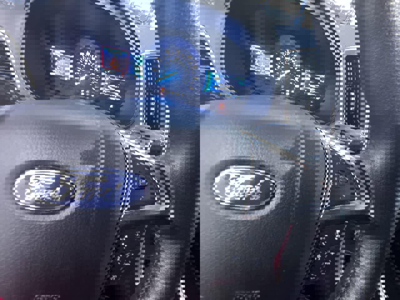 Used 2024 Ford Edge SEL image 21