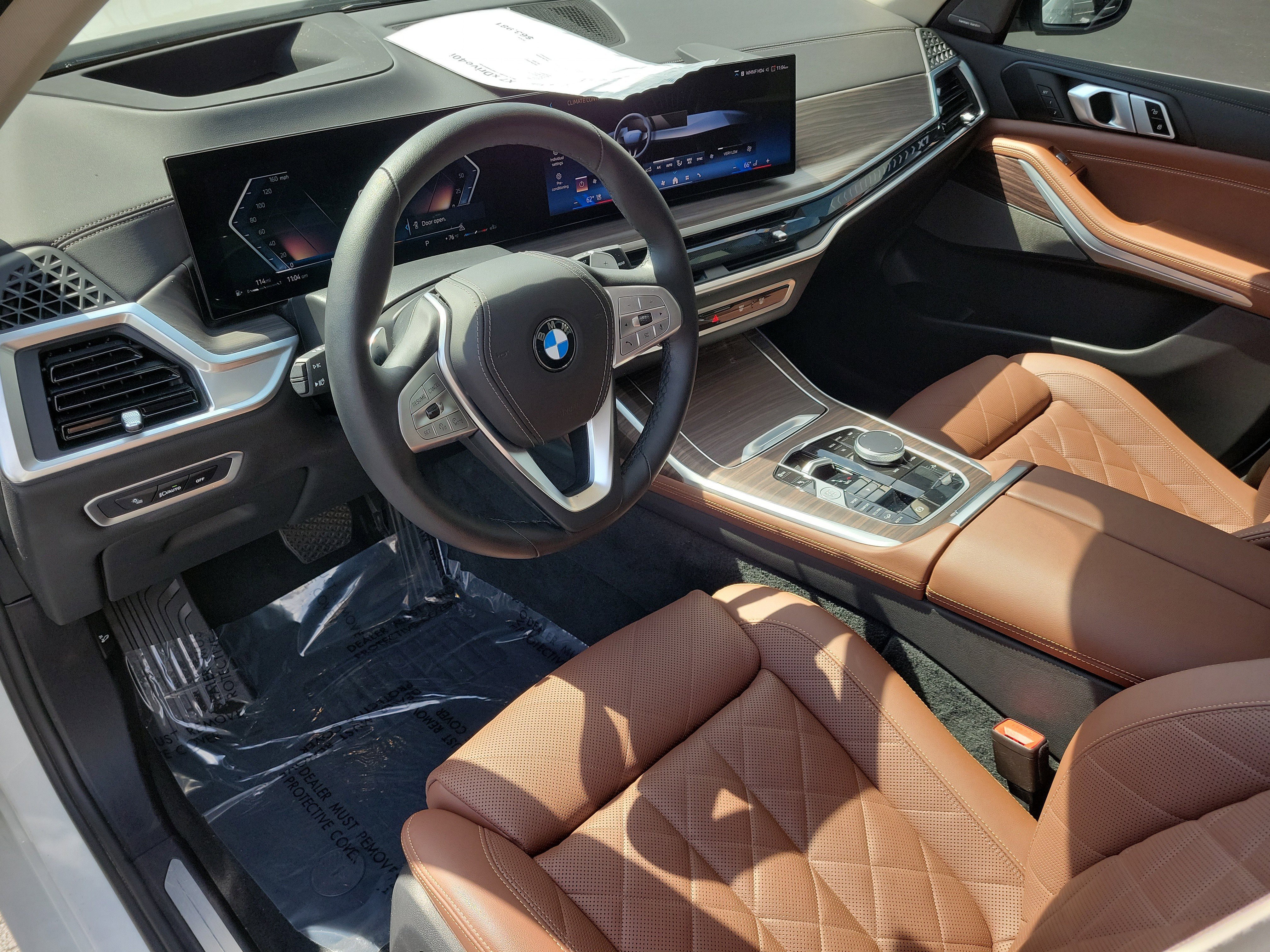 Certified 2024 BMW X7 xDrive40i w/ Premium Package AWD/4WD image 24