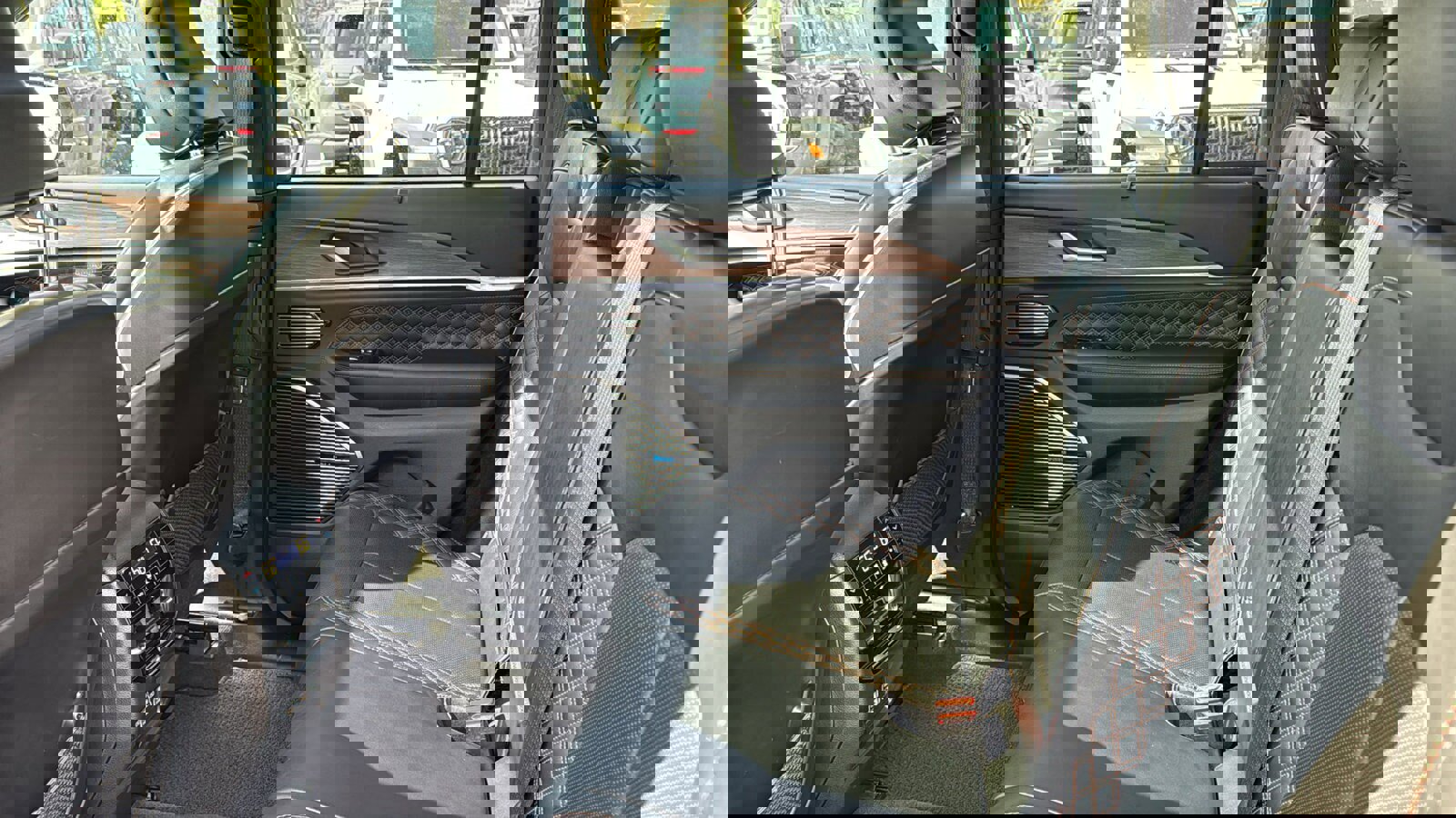 Certified 2024 Jeep Grand Cherokee Summit w/ Adv Protech Group IV image 32