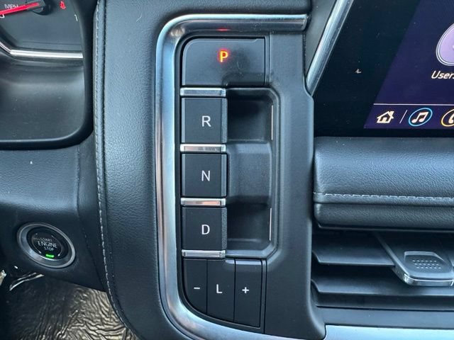 Used 2021 Chevrolet Suburban Z71 w/ Rear Media and Nav Package AWD/4WD image 19