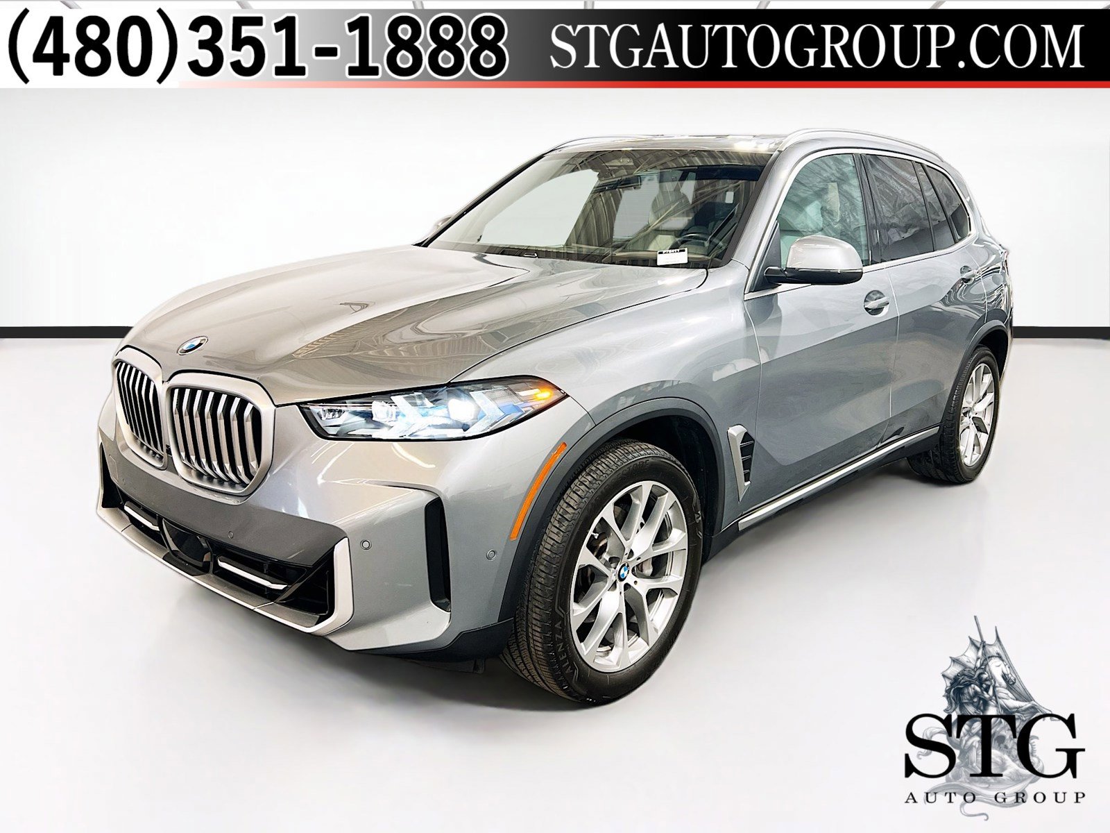 Used 2024 BMW X5 sDrive40i w/ Premium Package RWD image 1