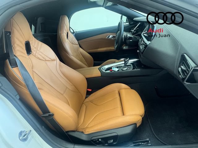 Used 2025 BMW Z4 M40i w/ Premium Package RWD image 23