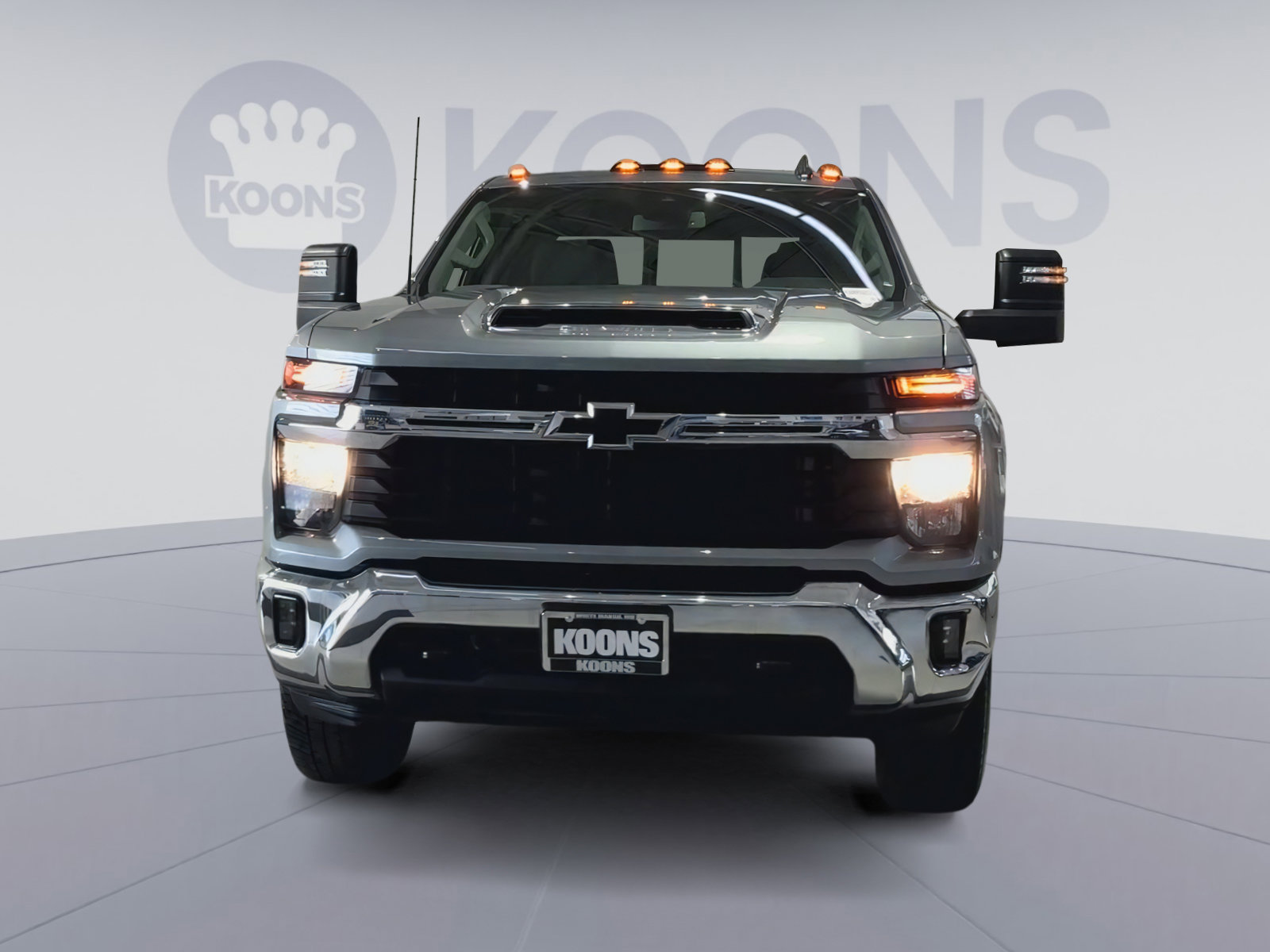 Used 2024 Chevrolet Silverado 2500 LT AWD/4WD image 4