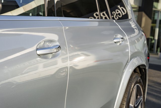 Certified 2025 Mercedes-Benz GLS 450 4MATIC image 17