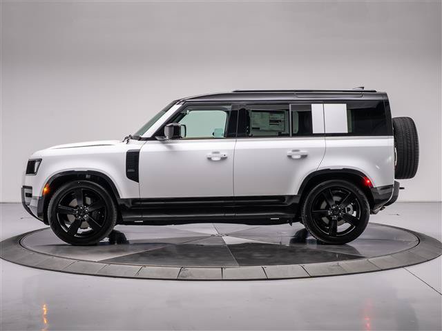 New 2026 Land Rover Defender 110 X-Dynamic SE AWD/4WD image 2