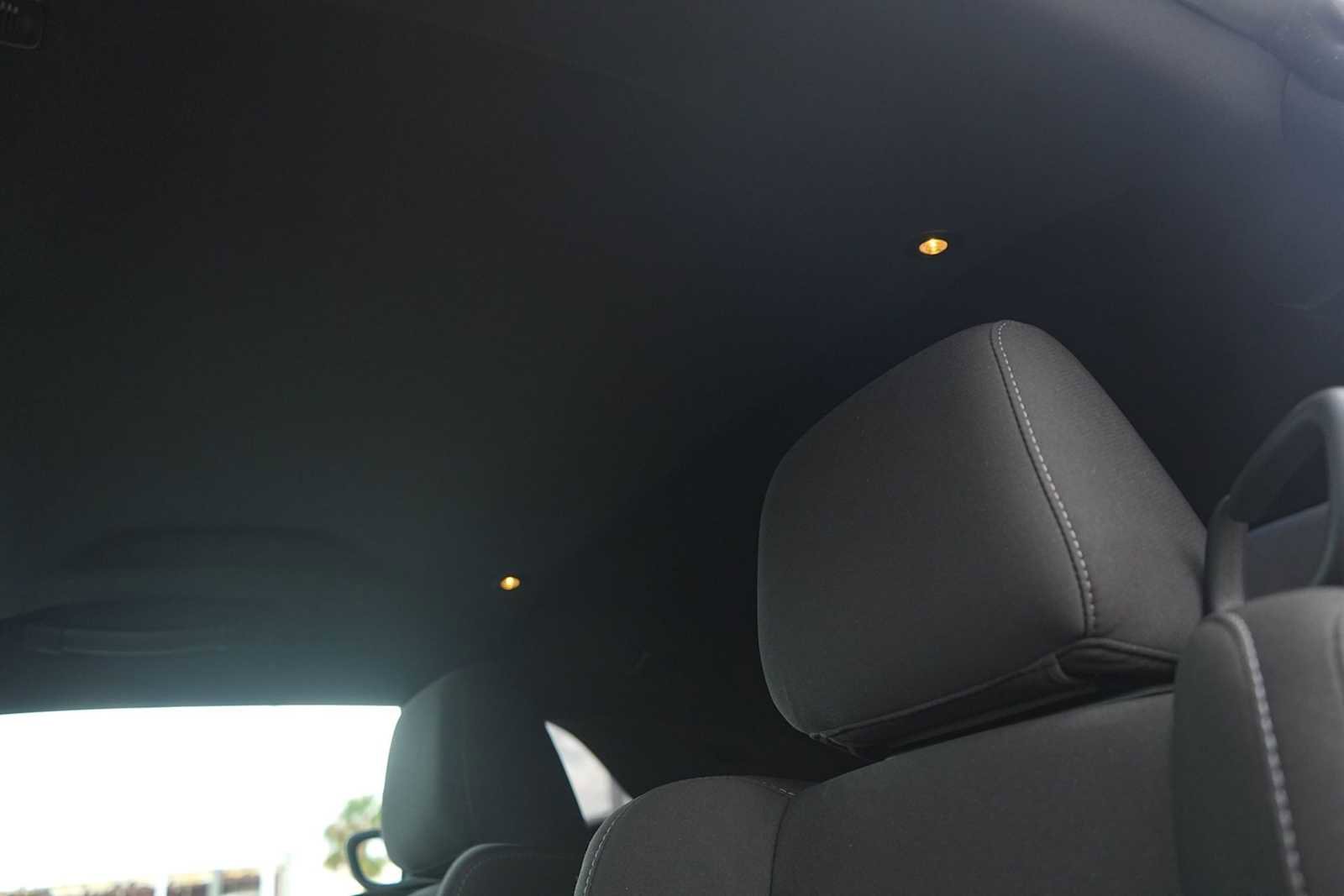 Used 2022 Dodge Challenger R/T w/ Blacktop Package image 26