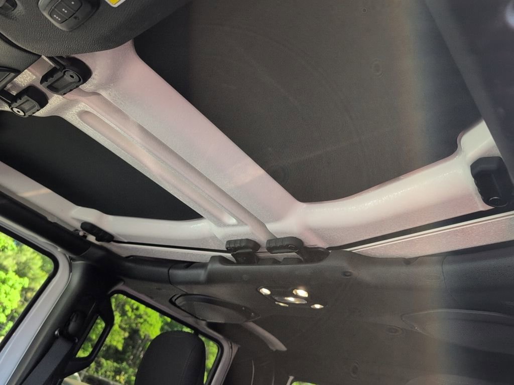 Used 2022 Jeep Gladiator Overland w/ LED Lighting Group image 7