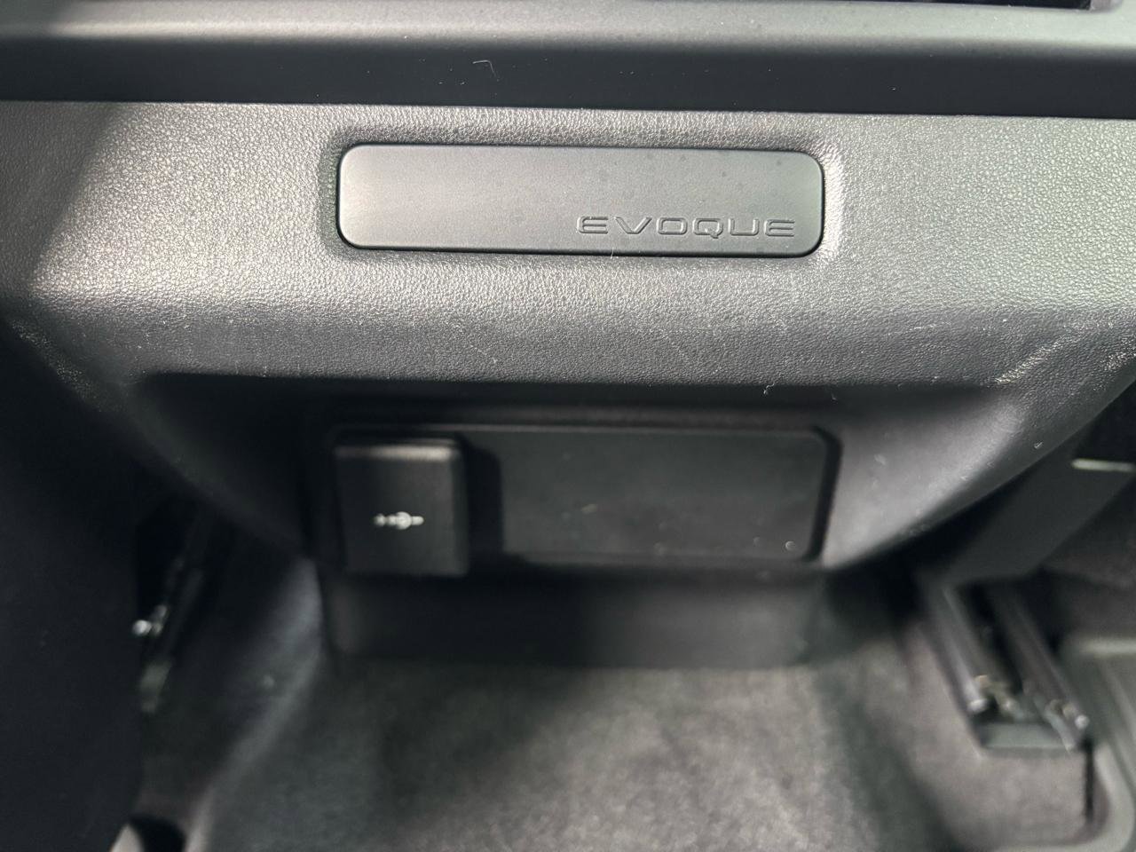 Used 2023 Land Rover Range Rover Evoque R-Dynamic S image 29