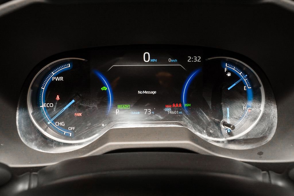 Used 2024 Toyota RAV4 LE image 15