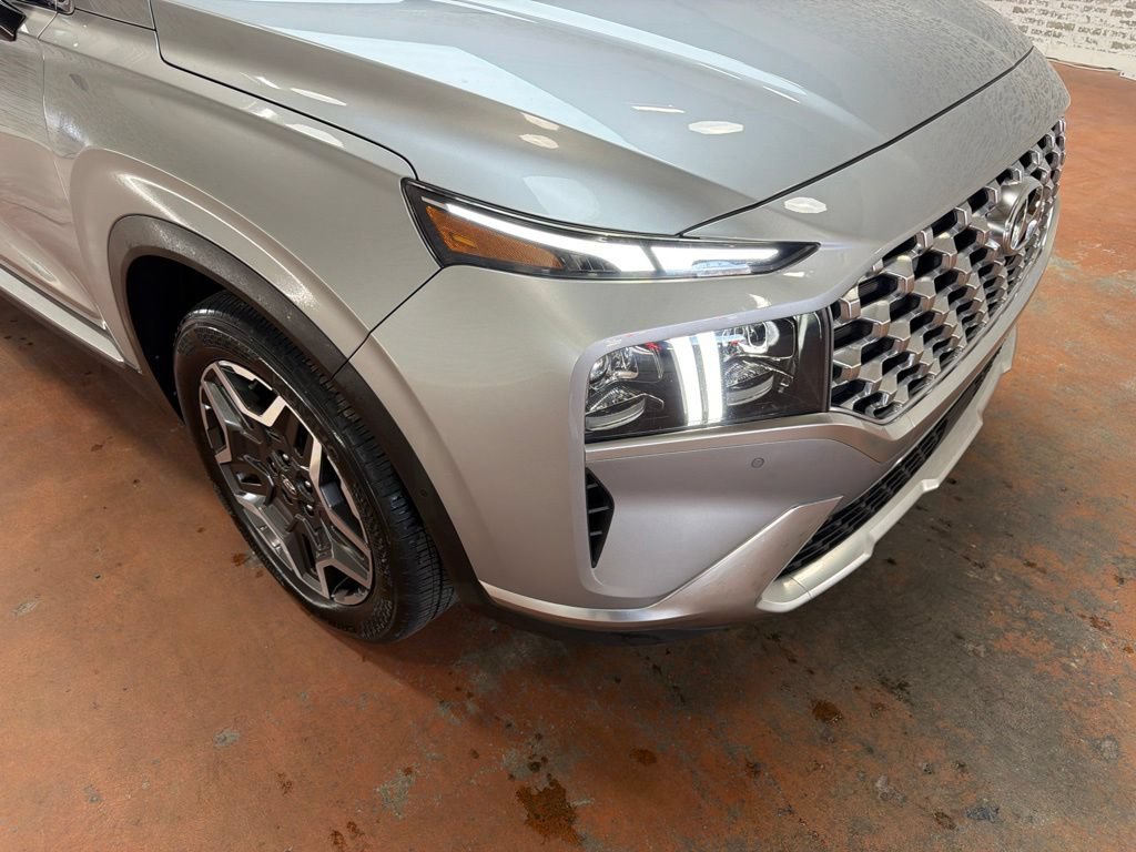 Used 2023 Hyundai Santa Fe Limited FWD image 9
