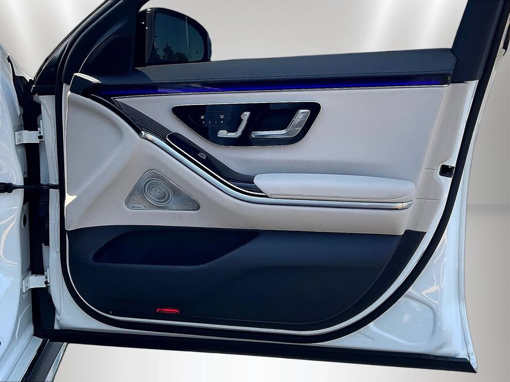 Used 2022 Mercedes-Benz S 500 4MATIC image 27