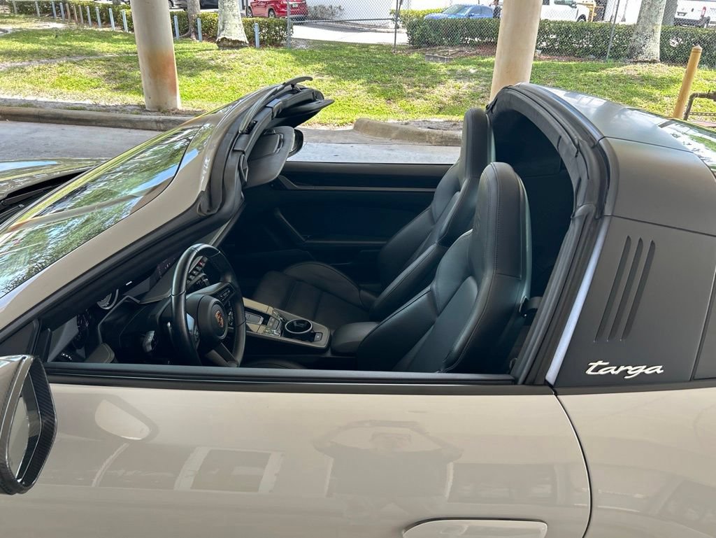 Used 2021 Porsche 911 AWD/4WD image 41