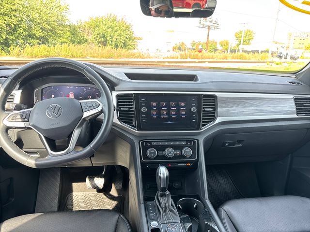 Used 2023 Volkswagen Atlas Cross Sport SE AWD/4WD image 13