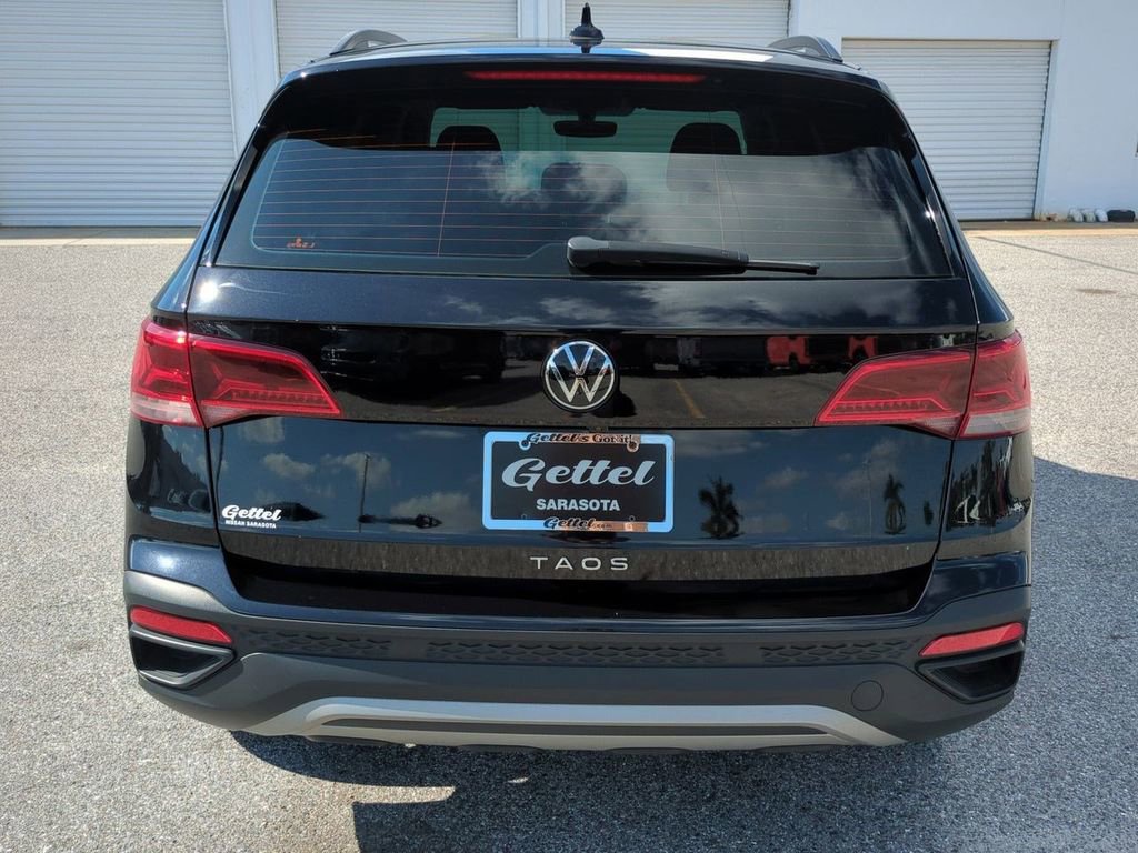Used 2023 Volkswagen Taos S image 6