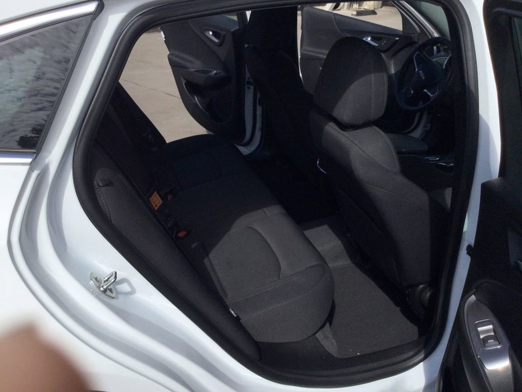 New 2024 Chevrolet Malibu LT FWD image 21