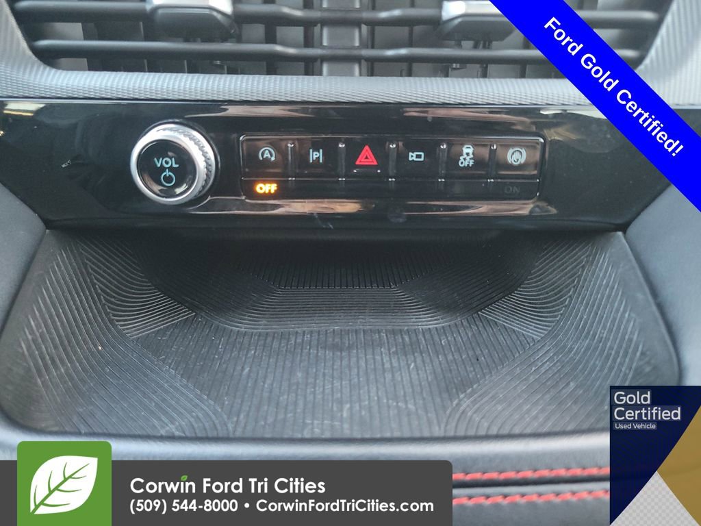 Used 2025 Ford Explorer ST-Line AWD/4WD image 32