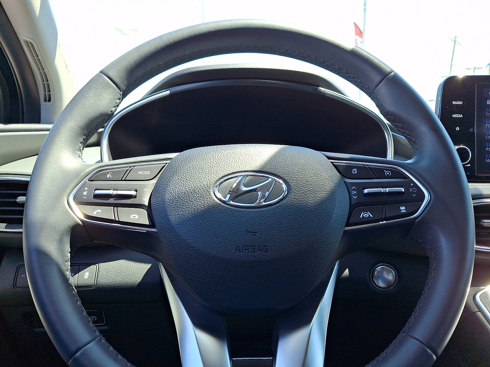 Used 2021 Hyundai Santa Fe SEL w/ Convenience Package AWD/4WD image 25
