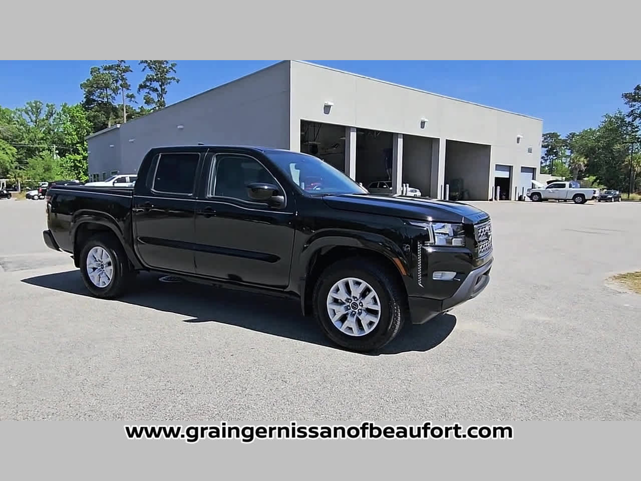 Used 2023 Nissan Frontier SV w/ SV Convenience Package image 37