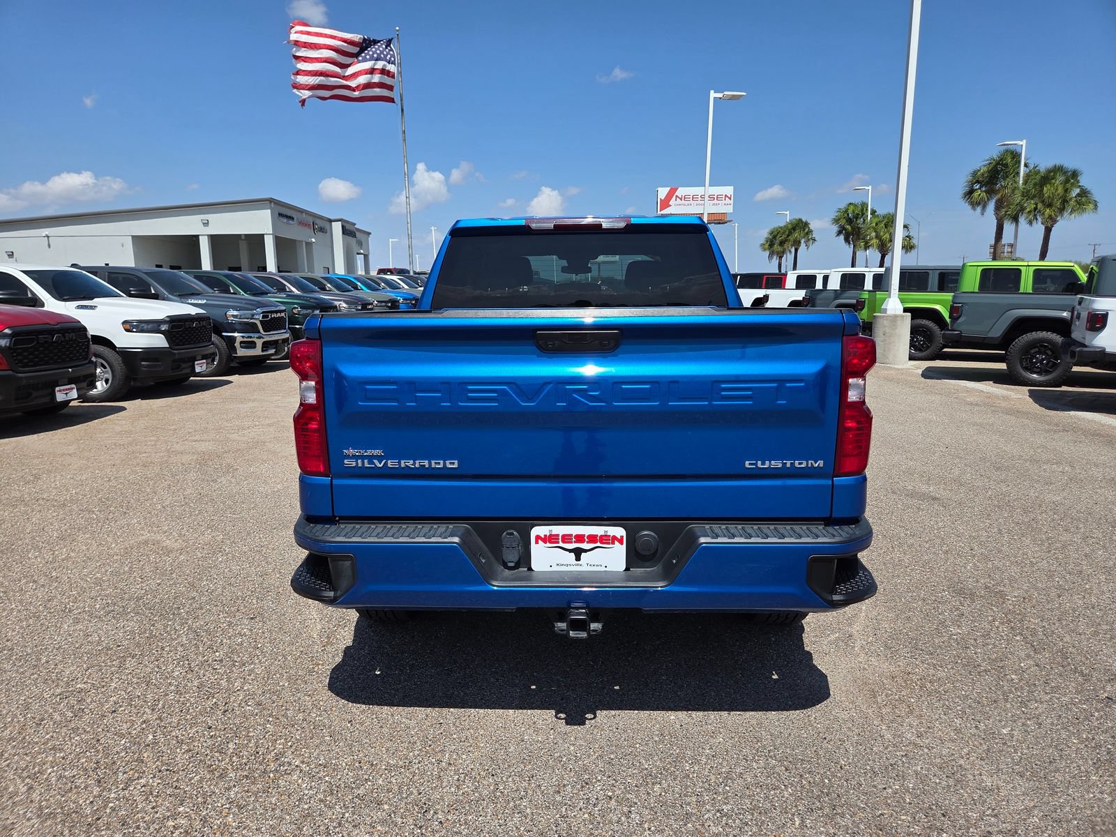 Used 2023 Chevrolet Silverado 1500 Custom RWD image 8