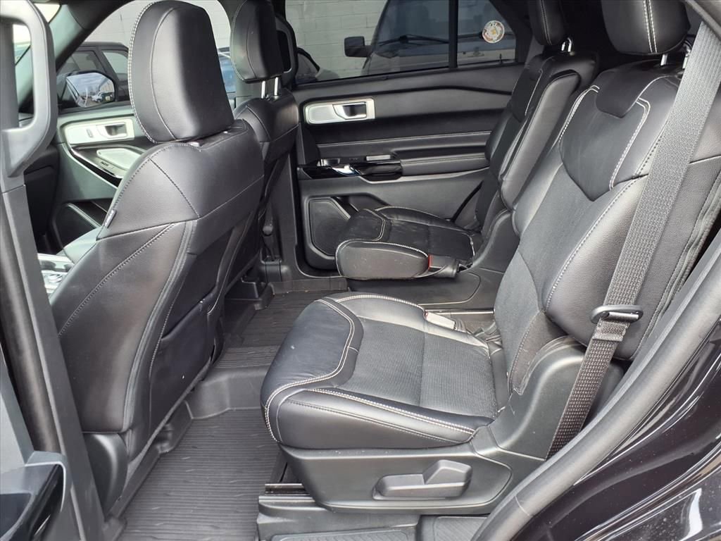 Used 2023 Ford Explorer ST w/ Equipment Group 401A image 11