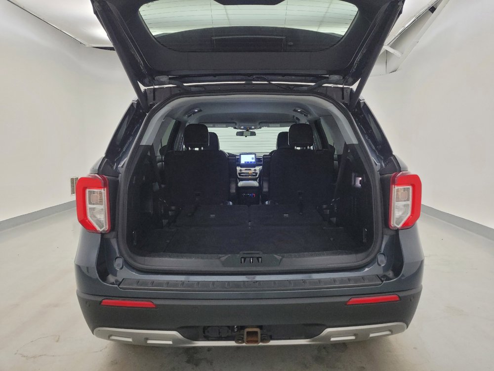Used 2022 Ford Explorer XLT w/ Equipment Group 202A AWD/4WD image 29