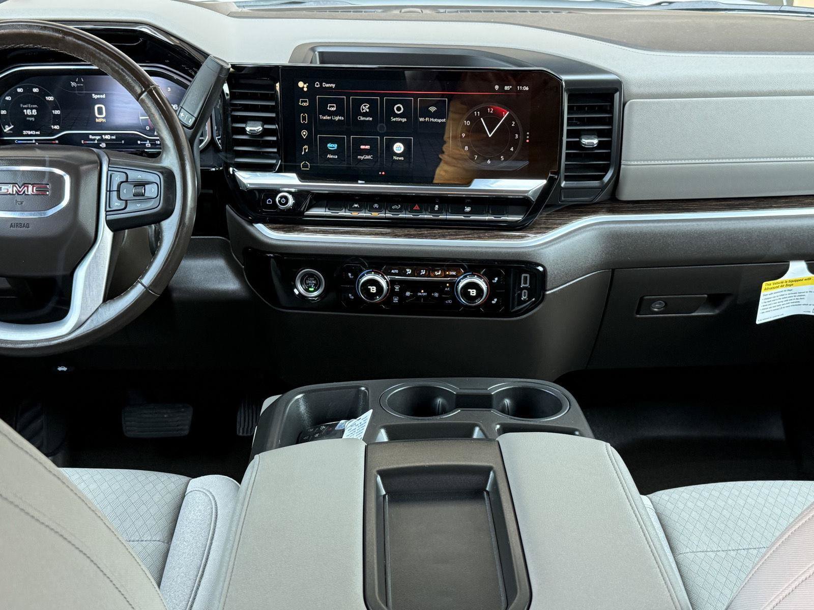 Used 2022 GMC Sierra 1500 SLE AWD/4WD image 15