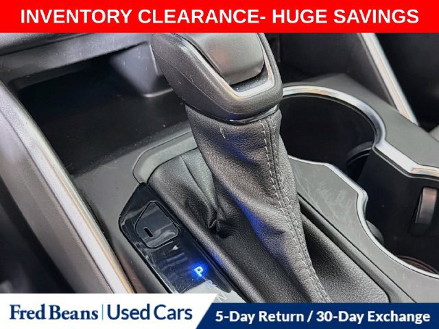 Used 2022 Toyota Highlander XLE AWD/4WD image 23